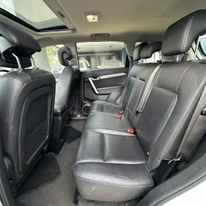 Holden Captiva 2016 White Auto Petrol