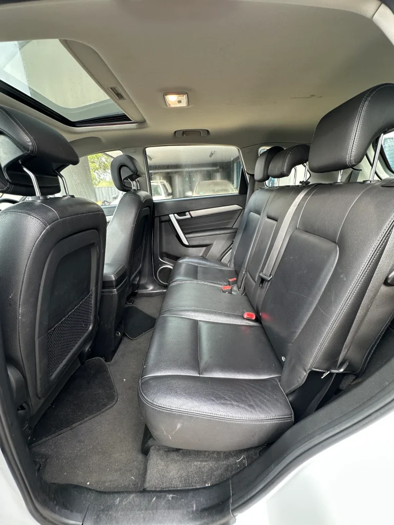 Holden Captiva 2016 White Auto Petrol