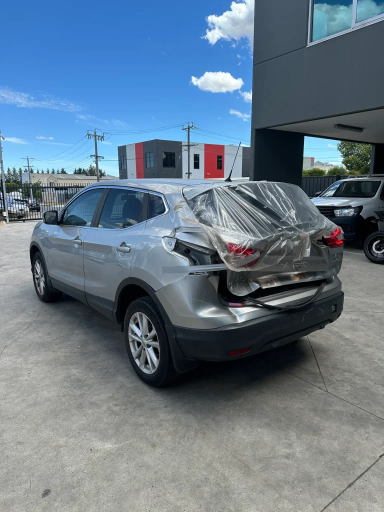 Nissan Qashqai 2016 Grey Auto Petrol