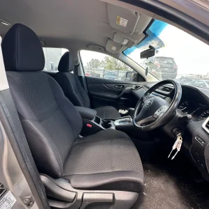 Nissan Qashqai 2016 Grey Auto Petrol