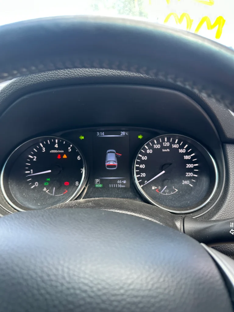 Nissan Qashqai 2016 Grey Auto Petrol