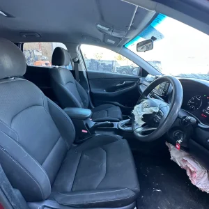 Hyundai I30 2017 Red Auto Petrol