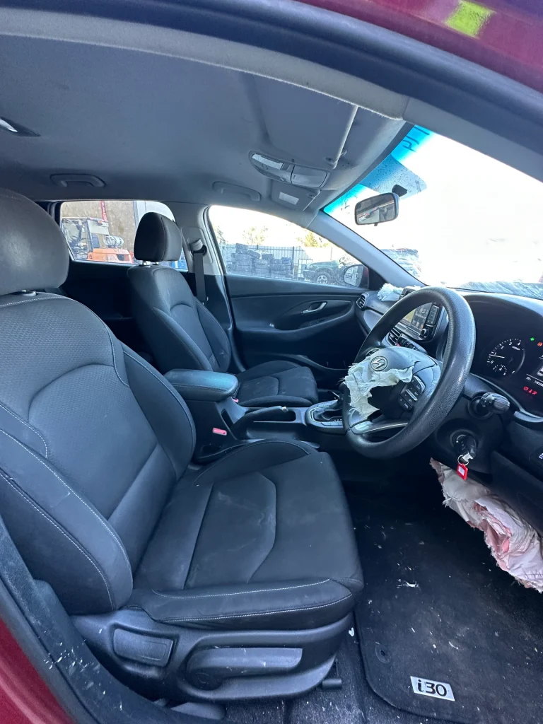 Hyundai I30 2017 Red Auto Petrol