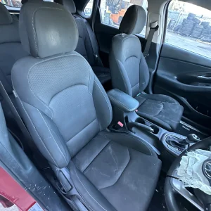 Hyundai I30 2017 Red Auto Petrol