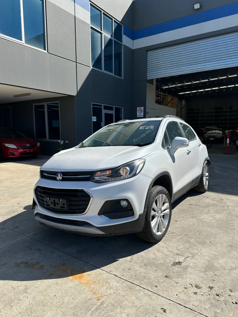 Holden Trax 2019 White Auto Petrol