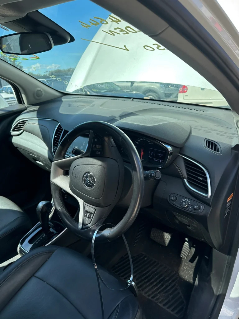 Holden Trax 2019 White Auto Petrol
