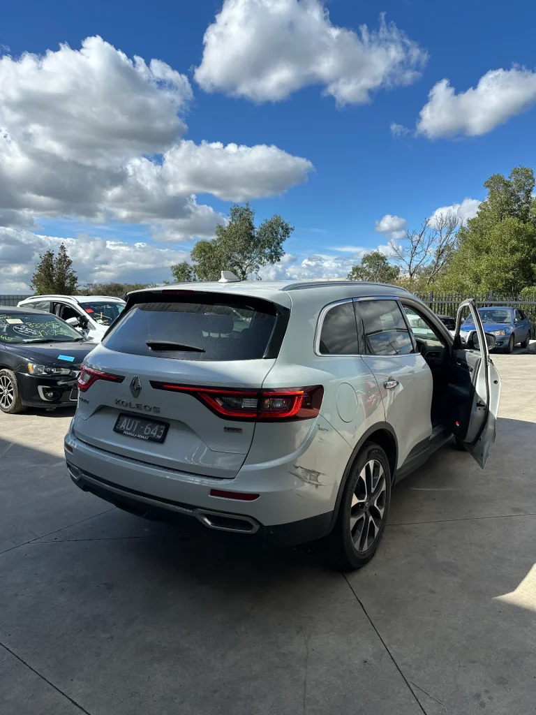 Renault Koleos 2019 White Auto Petrol