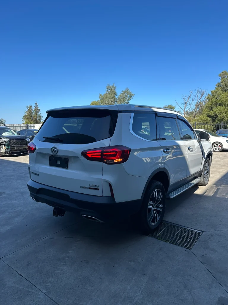 LDV D90 2021 White Auto Diesel