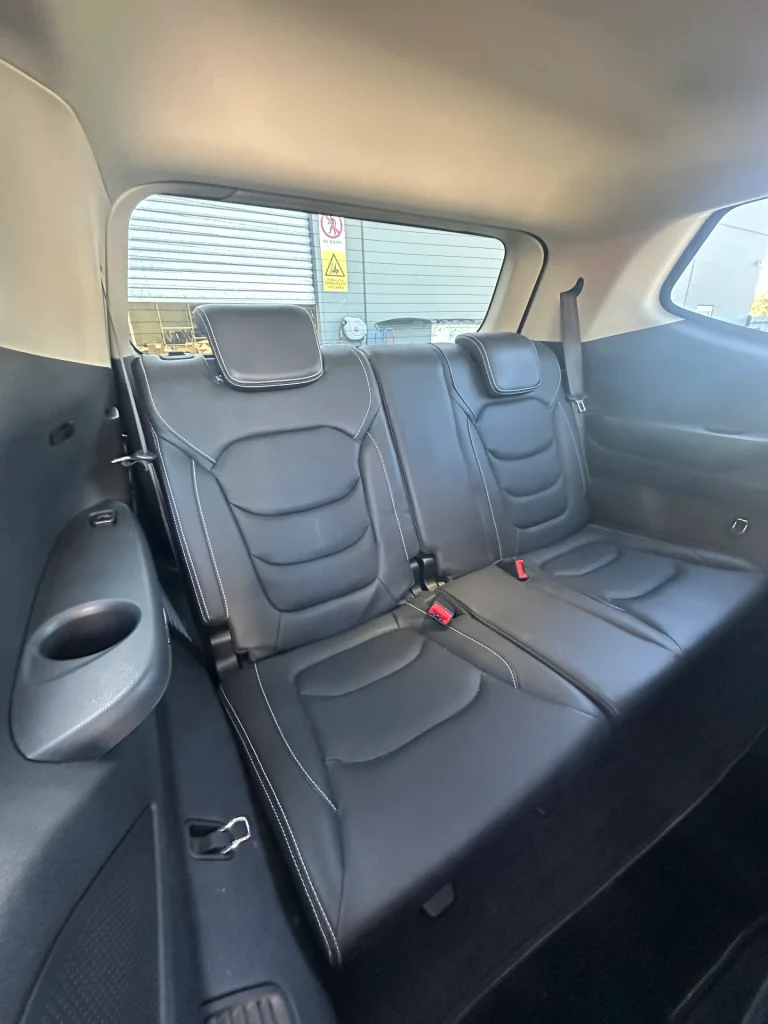 LDV D90 2021 White Auto Diesel