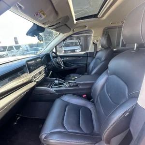 LDV D90 2021 White Auto Diesel