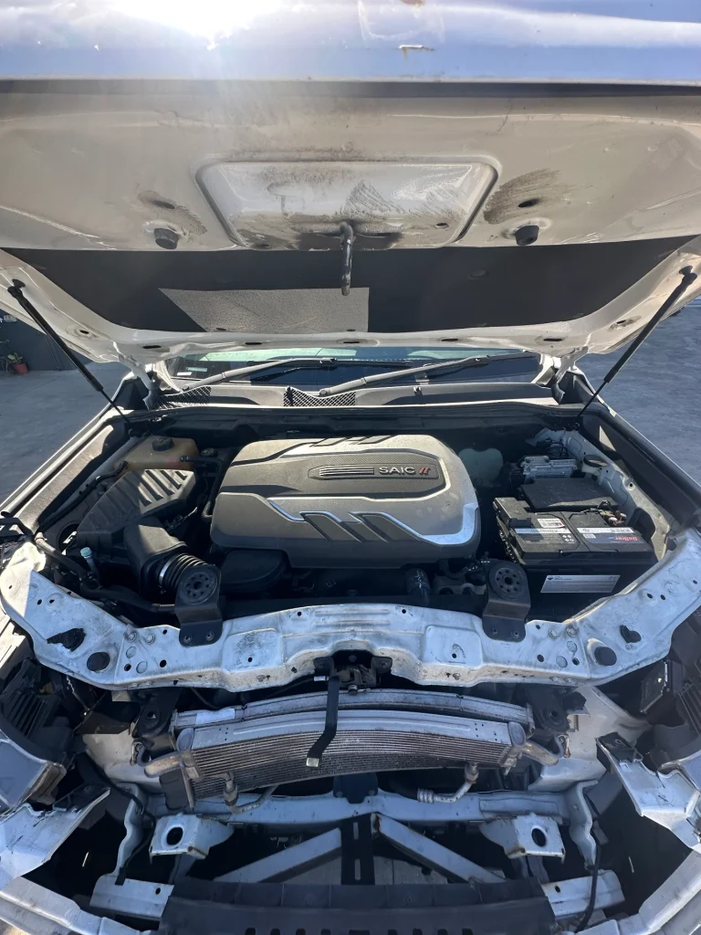 LDV D90 2021 White Auto Diesel