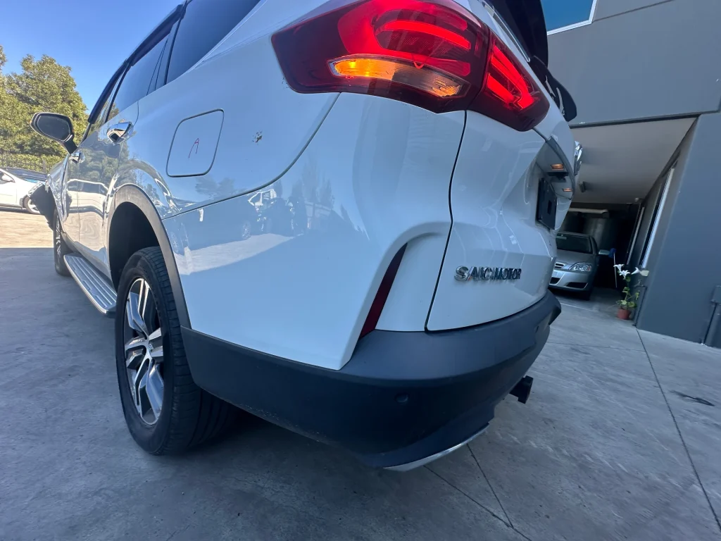 LDV D90 2021 White Auto Diesel