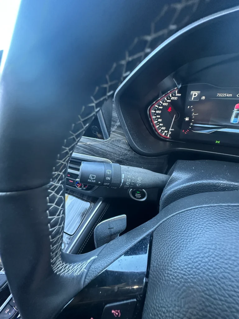 LDV D90 2021 White Auto Diesel