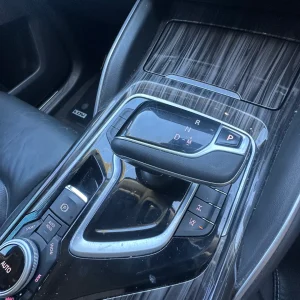 LDV D90 2021 White Auto Diesel