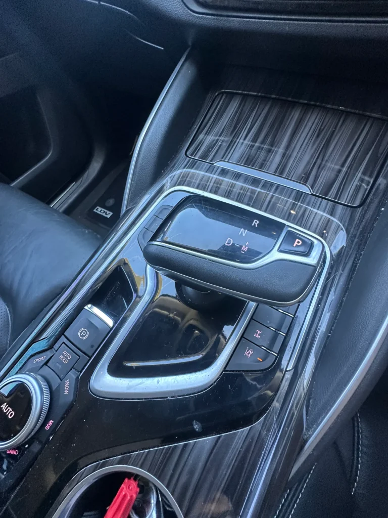 LDV D90 2021 White Auto Diesel