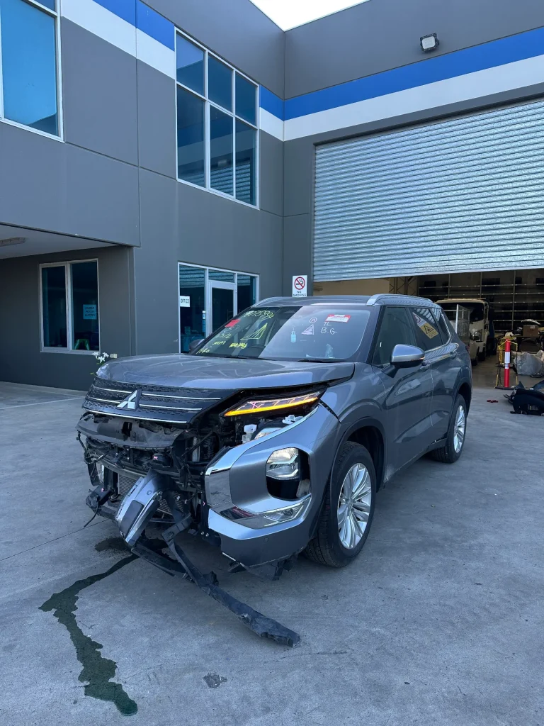 Mitsubishi Outlander 2022 Grey Auto Petrol
