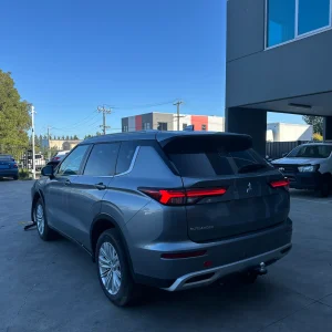 Mitsubishi Outlander 2022 Grey Auto Petrol