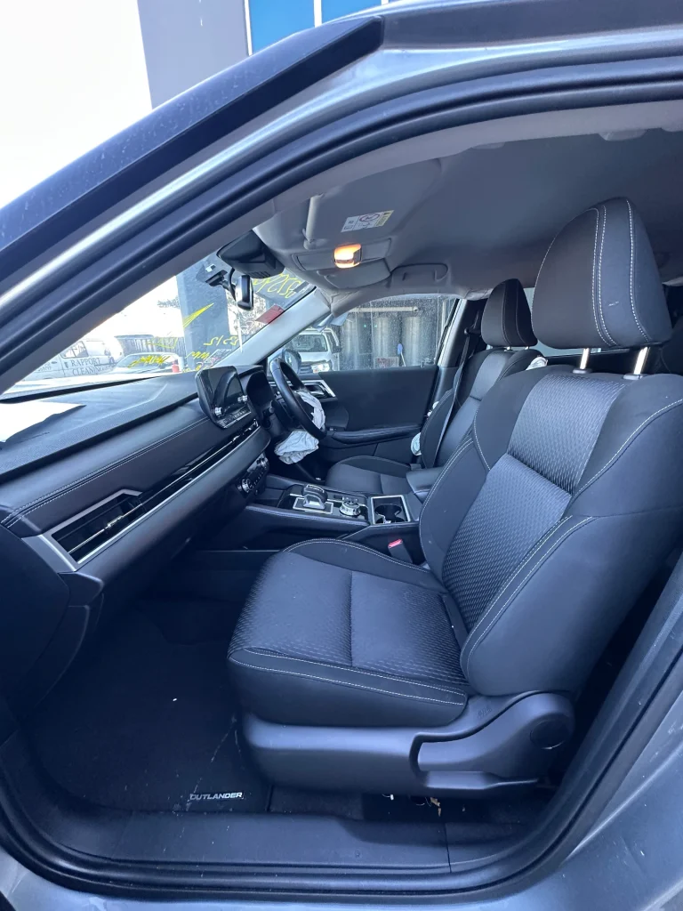 Mitsubishi Outlander 2022 Grey Auto Petrol