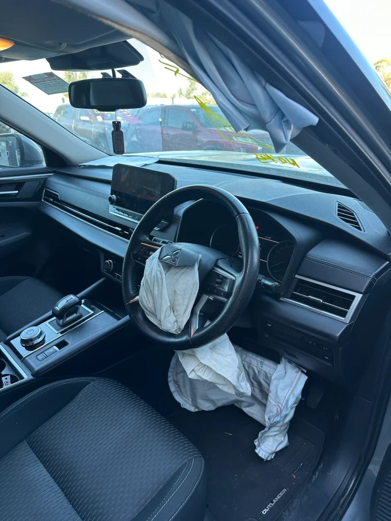 Mitsubishi Outlander 2022 Grey Auto Petrol