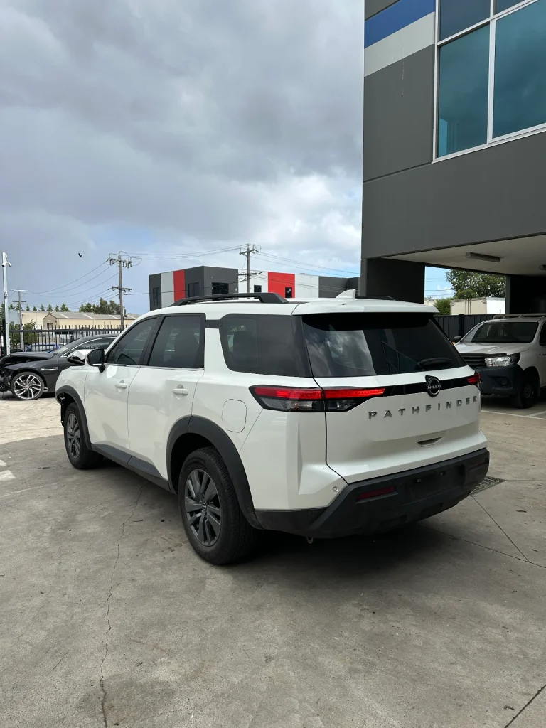 Nissan Pathfinder 2023 White Auto Petrol