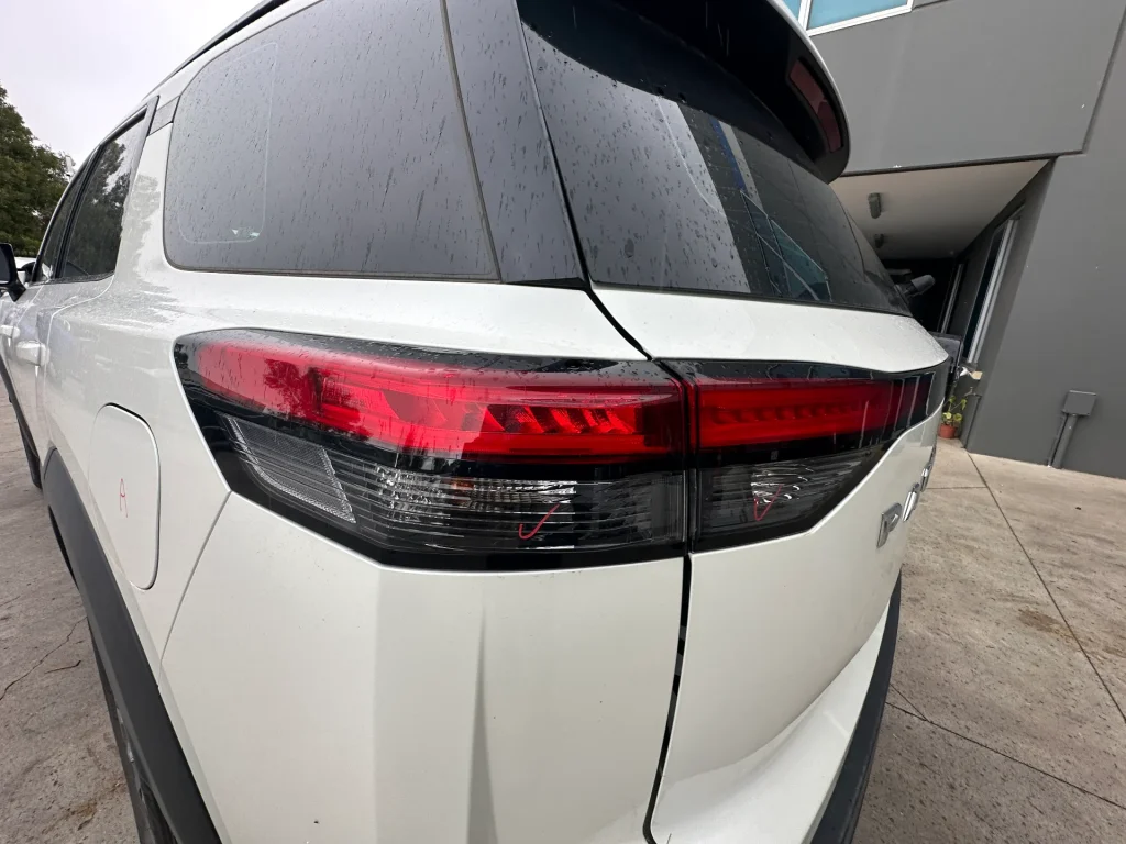 Nissan Pathfinder 2023 White Auto Petrol