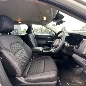 Nissan Pathfinder 2023 White Auto Petrol