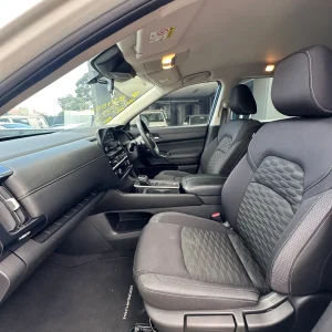 Nissan Pathfinder 2023 White Auto Petrol
