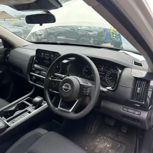 Nissan Pathfinder 2023 White Auto Petrol