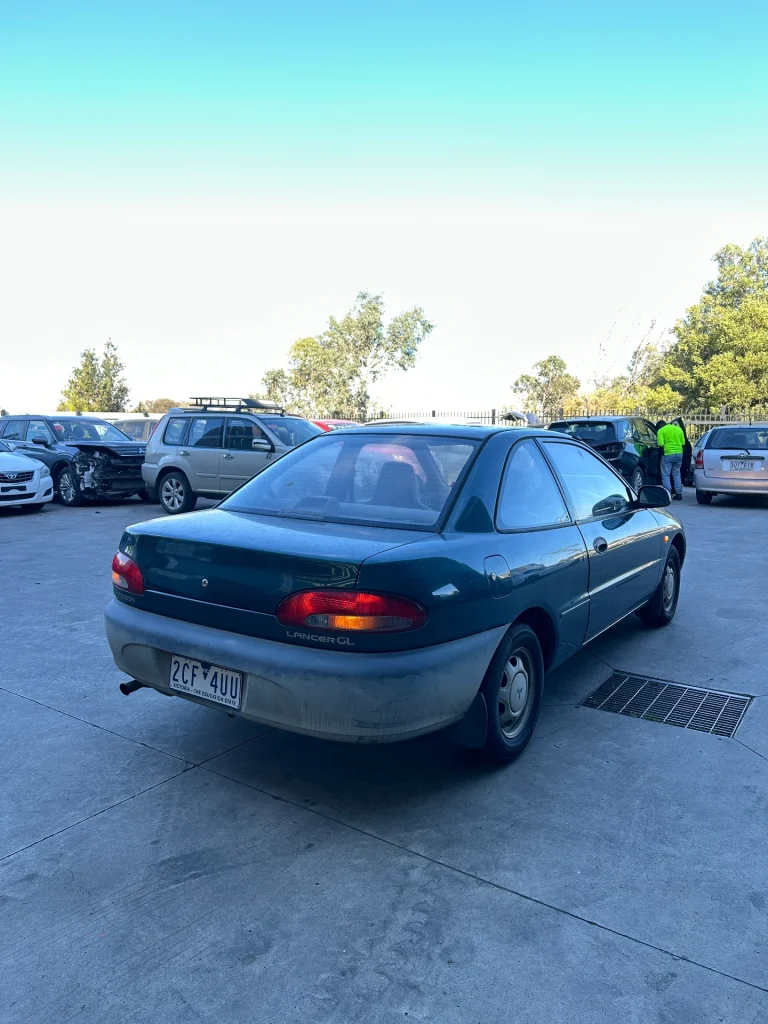 Mitsubishi Lancer 1995 Green Auto Petrol