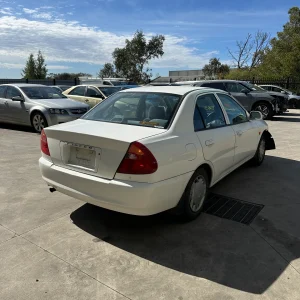 Mitsubishi Lancer 2000 White Auto Petrol