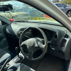 Mitsubishi Lancer 2000 White Auto Petrol