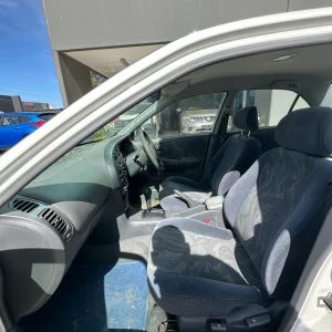Mitsubishi Lancer 2000 White Auto Petrol