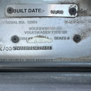 Volkswagen Passat 2000 White Auto Petrol