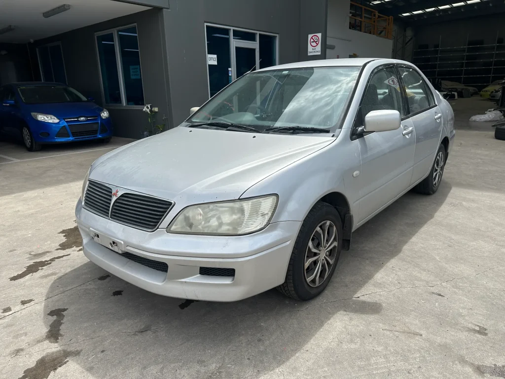 Mitsubishi Lancer 2002 Silver Auto Petrol