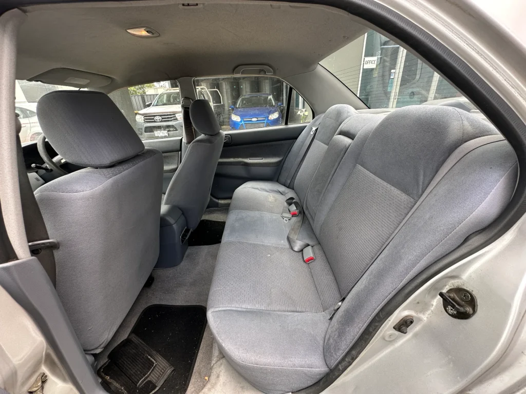 Mitsubishi Lancer 2002 Silver Auto Petrol