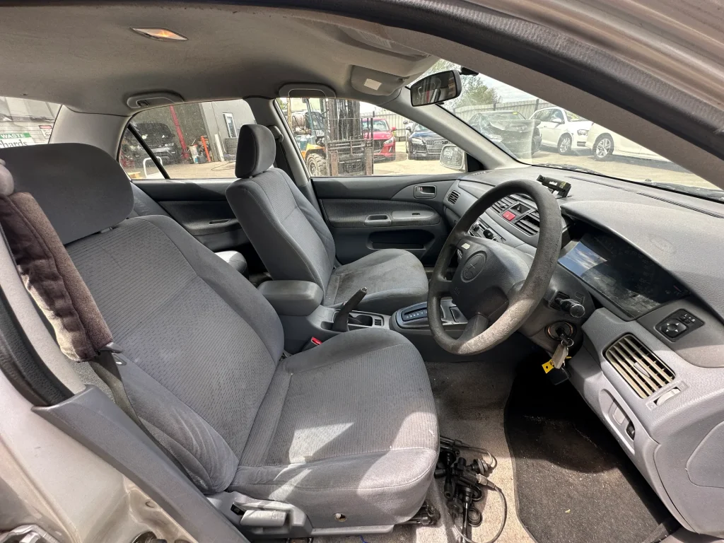 Mitsubishi Lancer 2002 Silver Auto Petrol