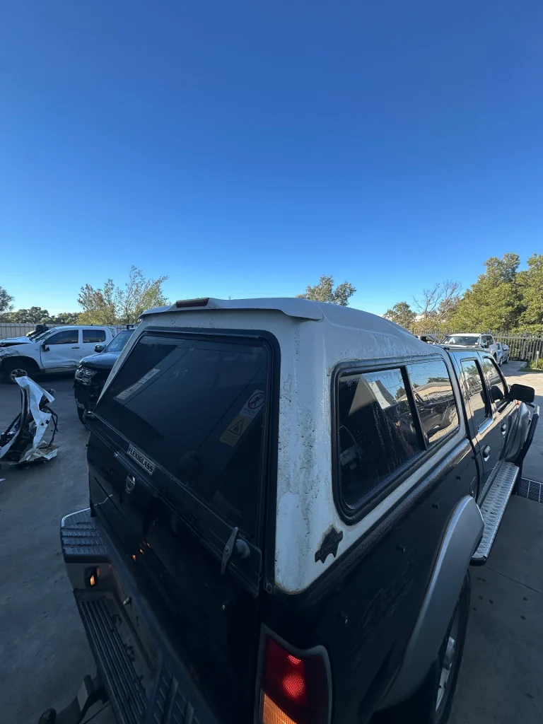 Nissan Navara 2002 Black Man Diesel