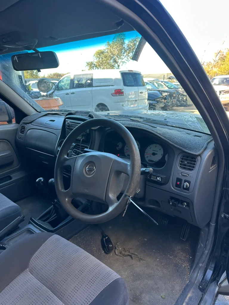 Nissan Navara 2002 Black Man Diesel