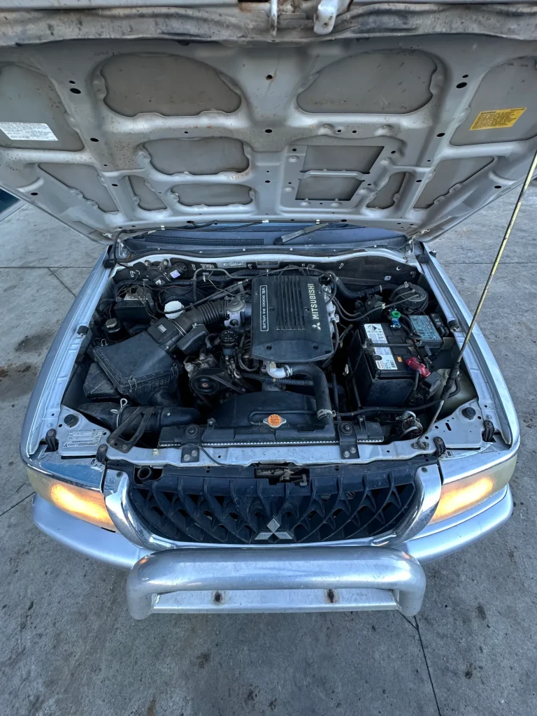Mitsubishi Challenger 2003 Silver Auto Petrol