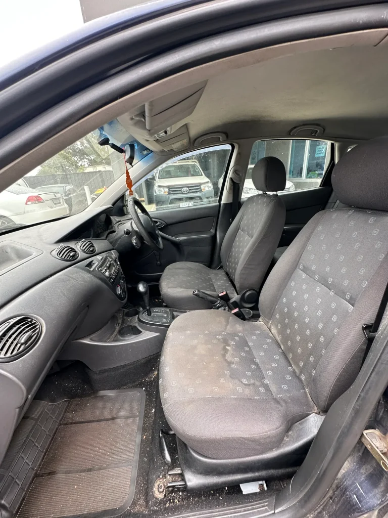 Ford Focus 2004 Blue Auto Petrol