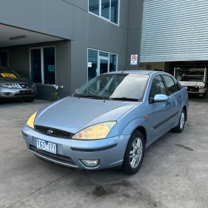 Ford Focus 2004 Silver Man Petrol