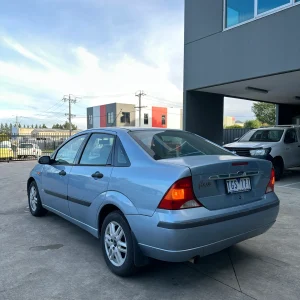 Ford Focus 2004 Silver Man Petrol