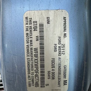 Ford Focus 2004 Silver Man Petrol