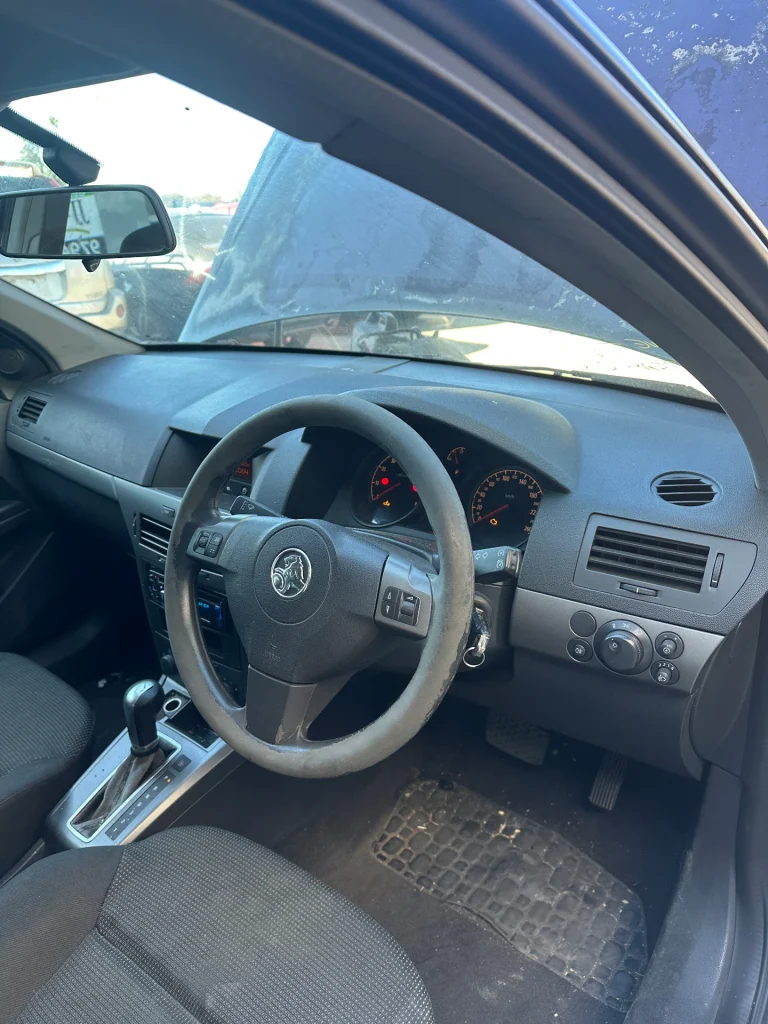 Holden Astra 2005 Black Auto Petrol
