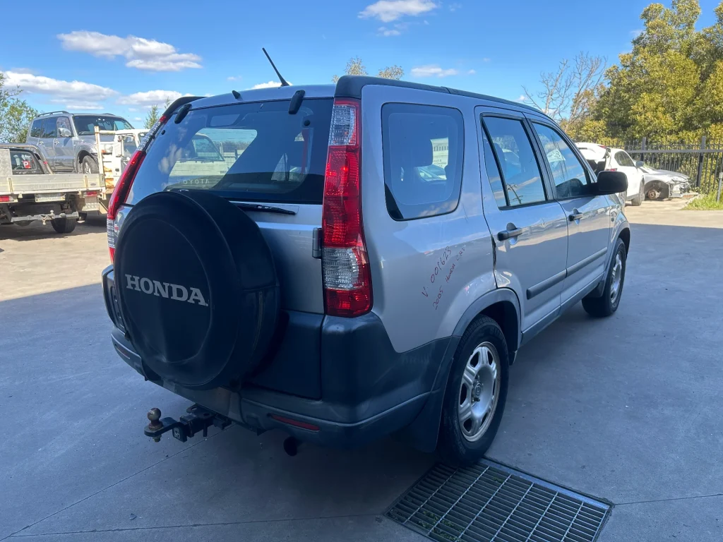 Honda CR-V 2005 Silver Auto Petrol