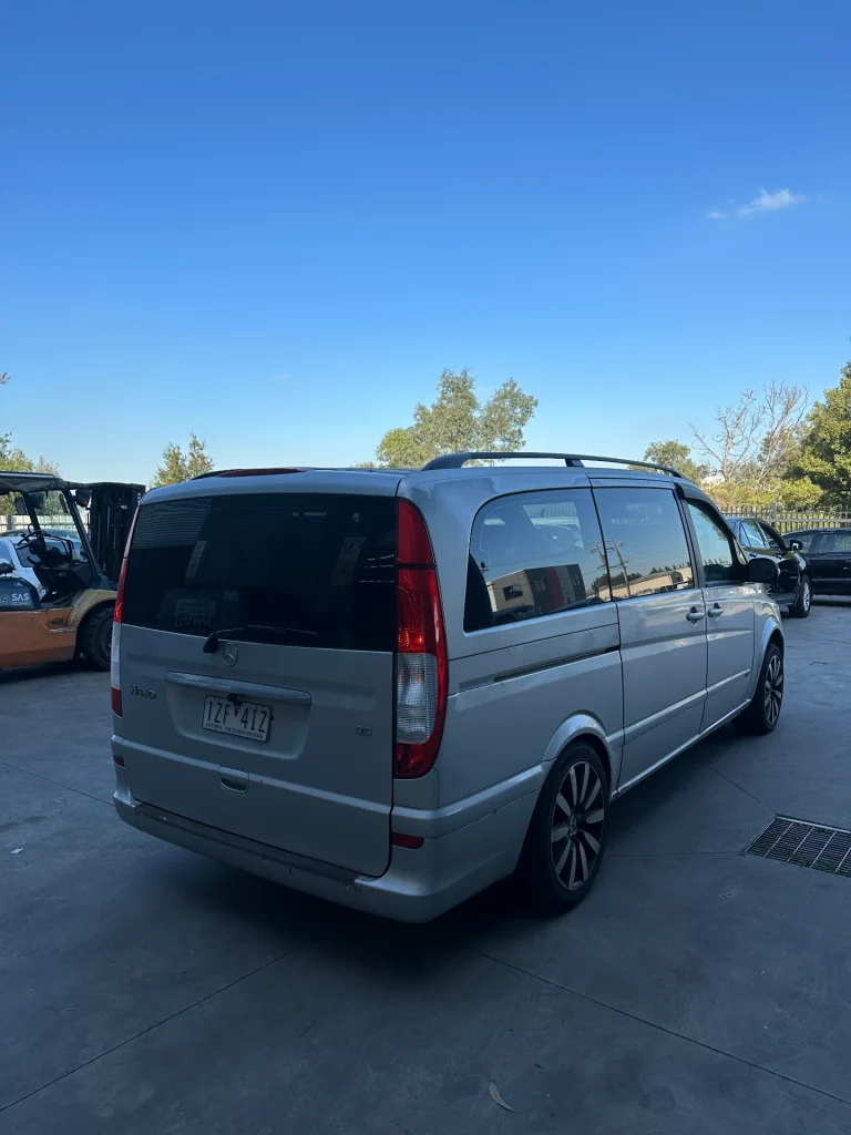 Mercedes Benz Viano 2006 Silver Auto Diesel