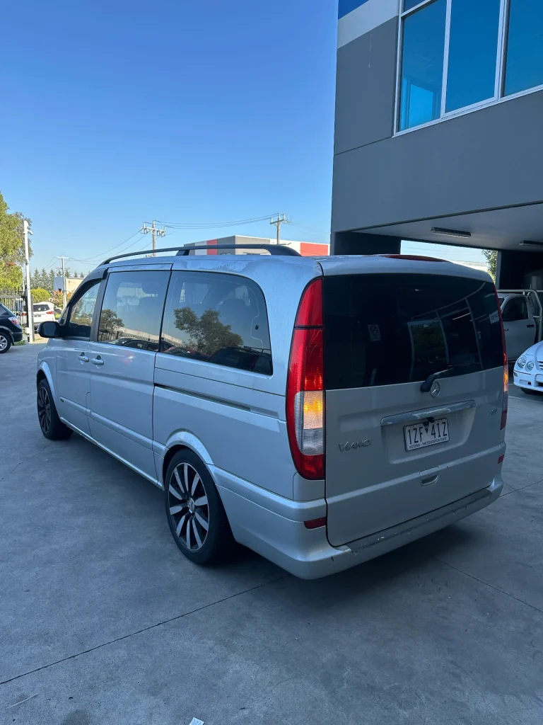 Mercedes Benz Viano 2006 Silver Auto Diesel