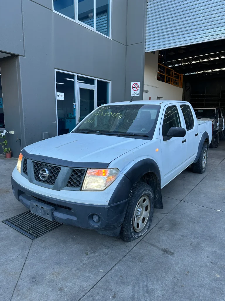 Nissan Navara 2008 White Auto Diesel