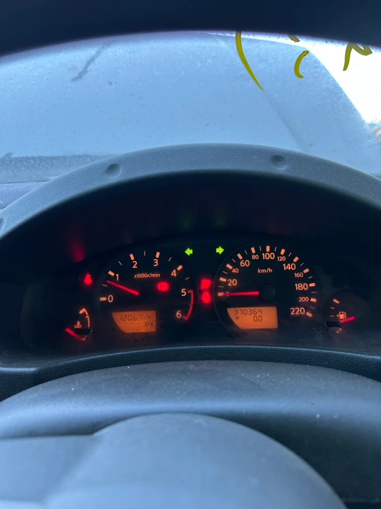 Nissan Navara 2008 White Auto Diesel