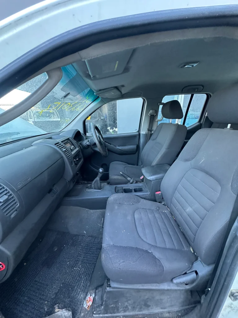 Nissan Navara 2008 White Auto Diesel